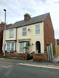 Semi-detached house To Rent in Beverley