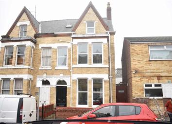 Semi-detached house For Sale in Bridlington
