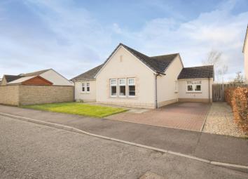 Detached bungalow For Sale in Perth