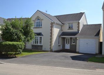 4 Bedroom Detached house to rent