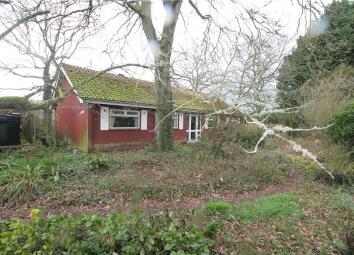 Detached bungalow For Sale in Salisbury