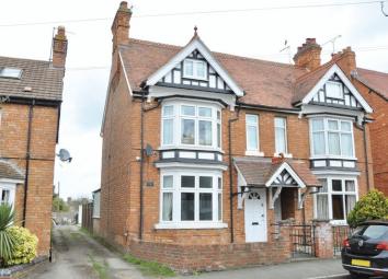 Semi-detached house For Sale in Evesham