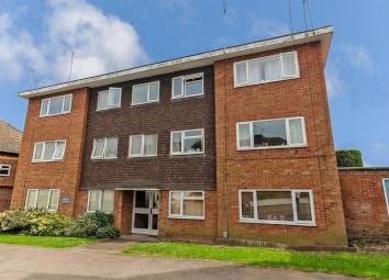 Flat For Sale in Leamington Spa