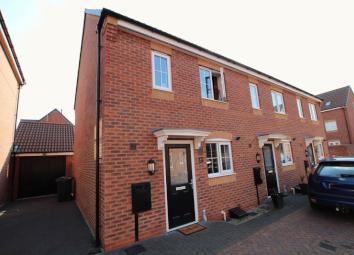 End terrace house To Rent in Burton-on-Trent