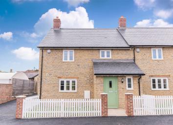 Semi-detached house For Sale in Sturminster Newton