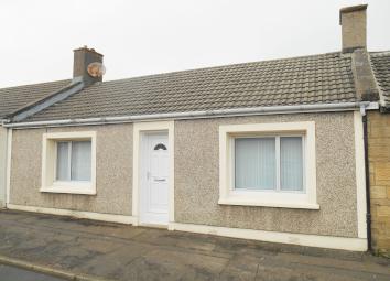 Cottage For Sale in Larkhall