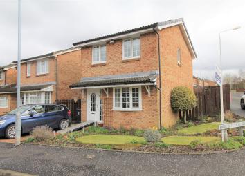 Detached house For Sale in Coatbridge