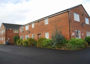 Flat To Rent in Bury