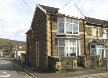 End terrace house For Sale in Pontypridd