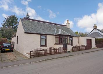 Detached house For Sale in Perth