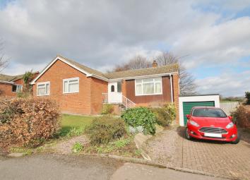 Detached bungalow For Sale in Lydney