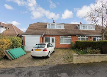 Bungalow For Sale in Leicester