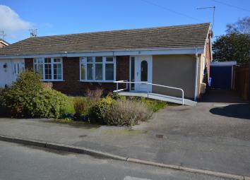 Bungalow For Sale in Filey