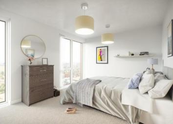 Town house For Sale in Salford