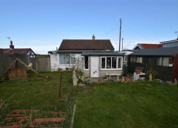 Detached bungalow For Sale in Hull