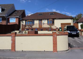Detached bungalow For Sale in Caerphilly