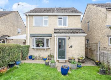 Detached house For Sale in Cirencester