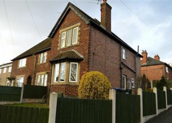 End terrace house For Sale in Matlock