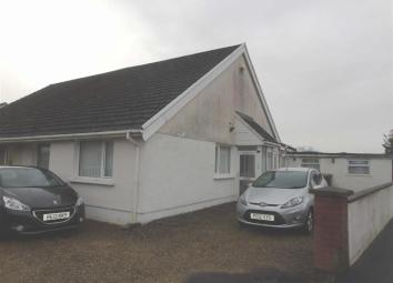 Semi-detached bungalow For Sale in Swansea