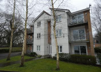 Flat For Sale in Hyde