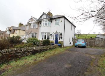 Semi-detached house For Sale in Bacup
