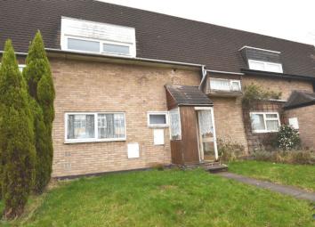 Terraced house For Sale in Tamworth
