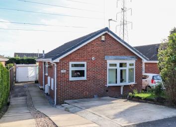 Detached bungalow For Sale in Wakefield