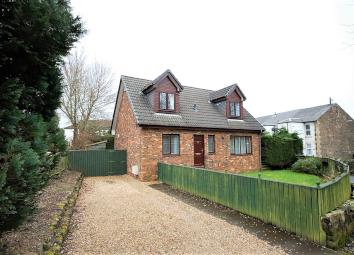 Detached house For Sale in Bridge of Weir