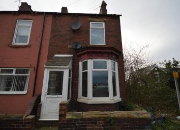 End terrace house For Sale in Wakefield