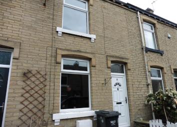 Terraced house To Rent in Brighouse