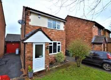 Detached house For Sale in Ilkeston