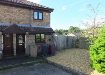 Town house To Rent in Dronfield