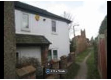 Semi-detached house To Rent in Swadlincote
