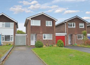 Link-detached house For Sale in Newport