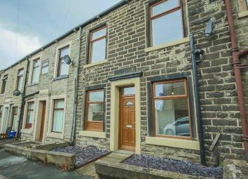 Terraced house To Rent in Bacup