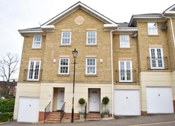Town house For Sale in Northampton