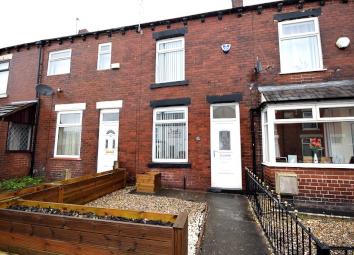 Town house To Rent in Bolton