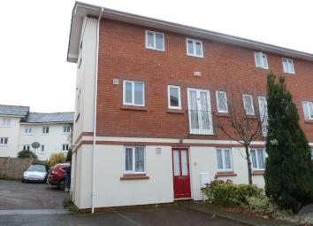 Town house To Rent in Worcester