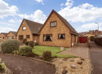 Detached house For Sale in Dunbar
