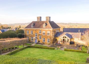 Detached house For Sale in Banbury