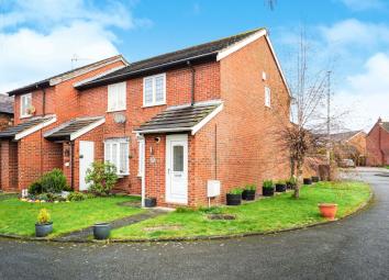 End terrace house For Sale in Chester