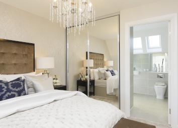 End terrace house For Sale in Greenhithe