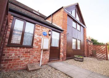 Cottage To Rent in Cheltenham