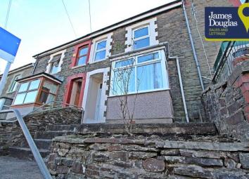 Terraced house To Rent in Pontypridd