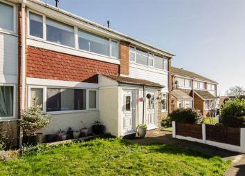 Terraced house For Sale in Burntwood