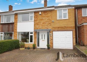 Semi-detached house For Sale in Studley