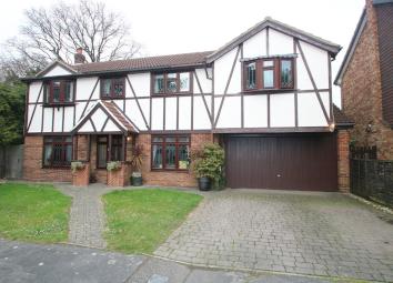 Detached house For Sale in Hockley