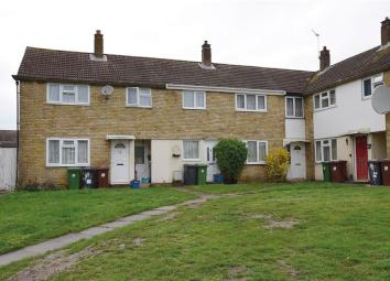 Terraced house For Sale in Potters Bar