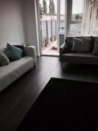 Flat To Rent in Barking