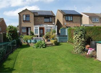 Detached house For Sale in Stroud